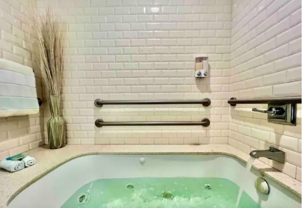 Carlyle Hotel Ocean Dr South Beach 2 Bedroom Luxury Apartment 마이애미 비치 외부 사진