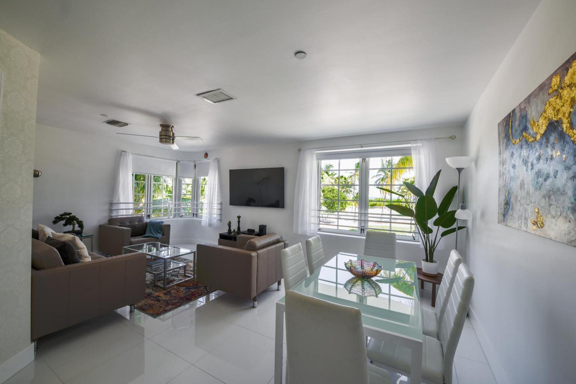 Carlyle Hotel Ocean Dr South Beach 2 Bedroom Luxury Apartment 마이애미 비치 외부 사진